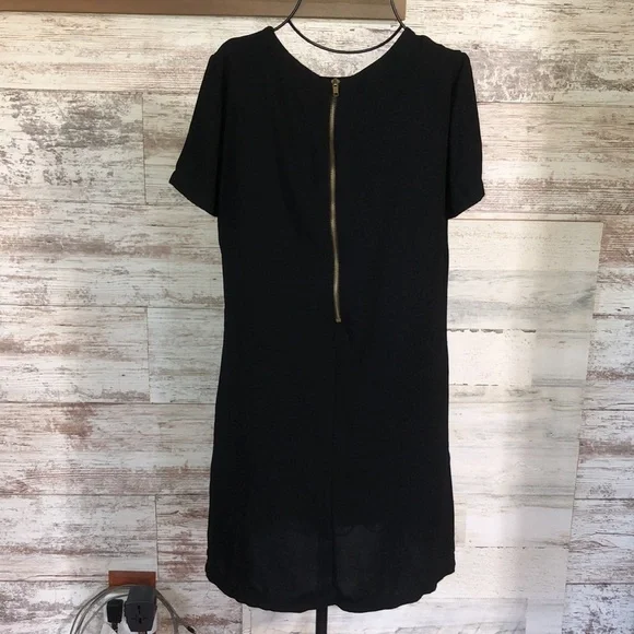 Lulus black dress mini dress size small 
Shift and Shout Black Shift Dress​​ - Picture 6 of 8